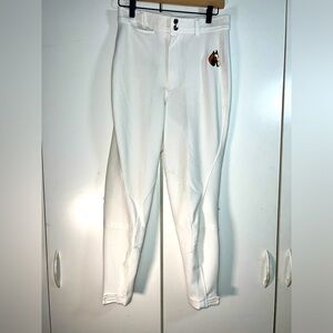 White ribbed riding breeches with horse embroidery. Size medium.
